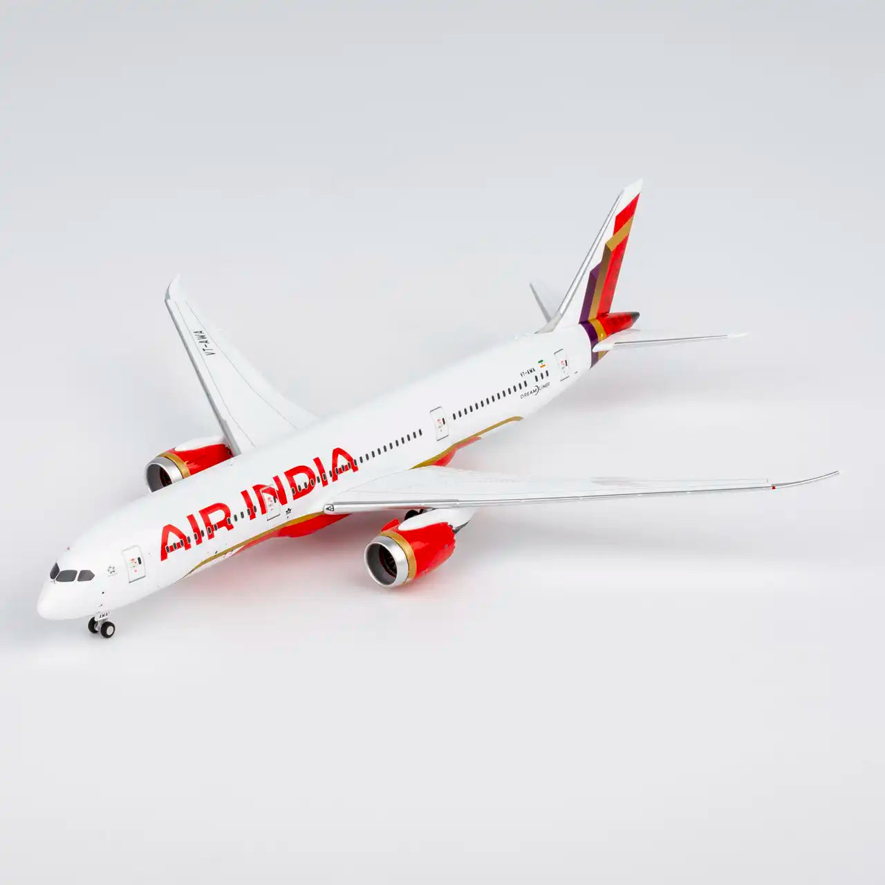 Pre-Order NG ULTIMATE 1:400 Air India Boeing 787-9 VT-AWA "1st 787-9 for Air India" 55155