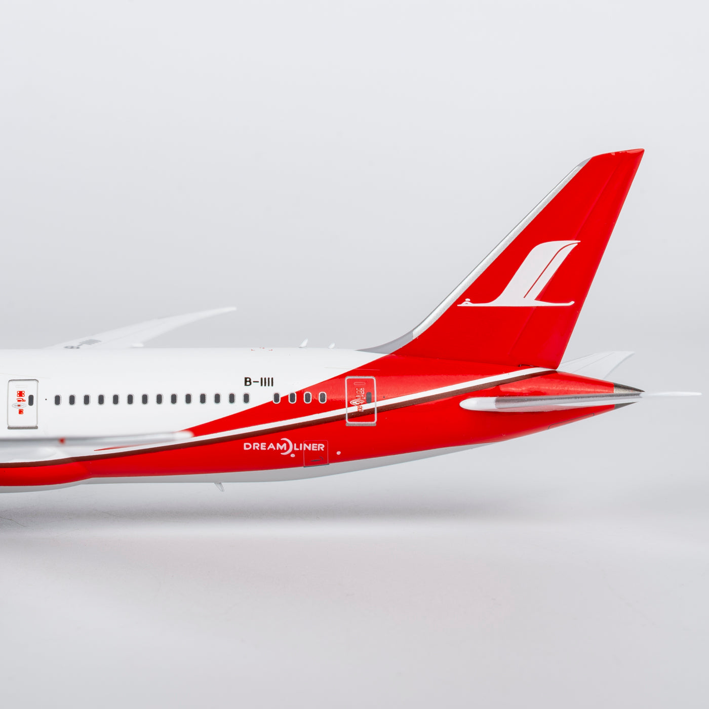 Pre-Order NG Models 1:400 Shanghai Airlines Boeing 787-9 B-1111 "100th Aircraft" 55170