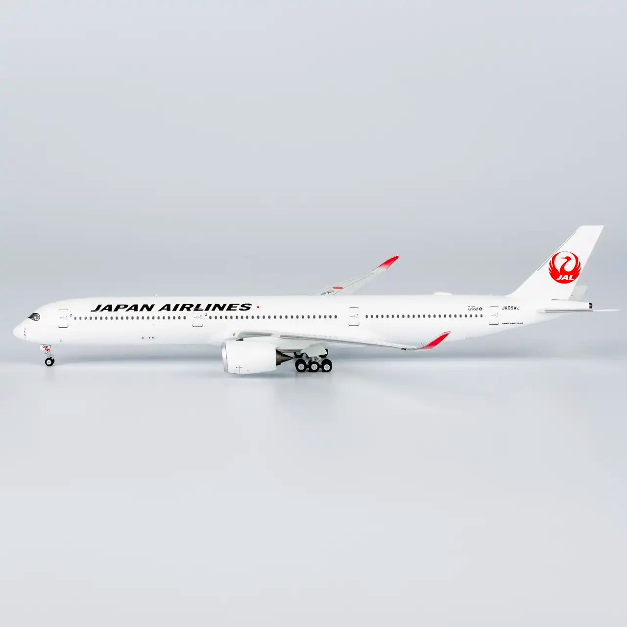 NG Models 1:400 Japan Airlines (JAL) Airbus A350-1000 JA06WJ 57018