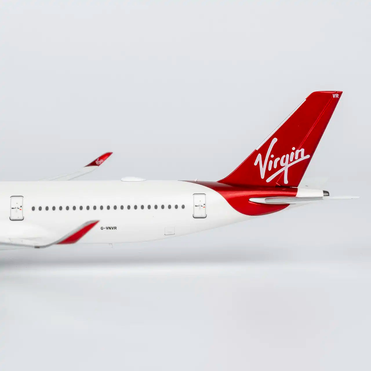 NG Models 1:400 Virgin Atlantic Airbus A350-1000 G-VNVR "Wendy of Darling" 57030