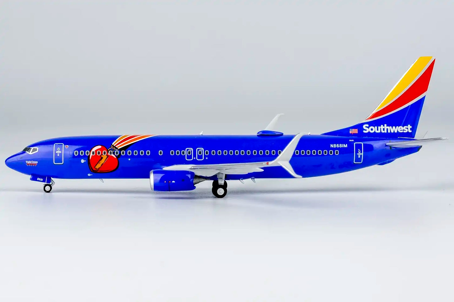 NG Models 1:400 Southwest Airlines Boeing 737-800 (scimitar) N8681M "Triple Crown One" 58238