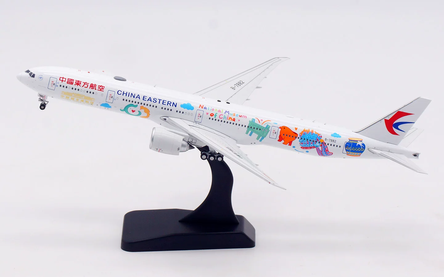 AV400 China Eastern Airlines Boeing 777-39PER B-7882 "National Museum" AV4378