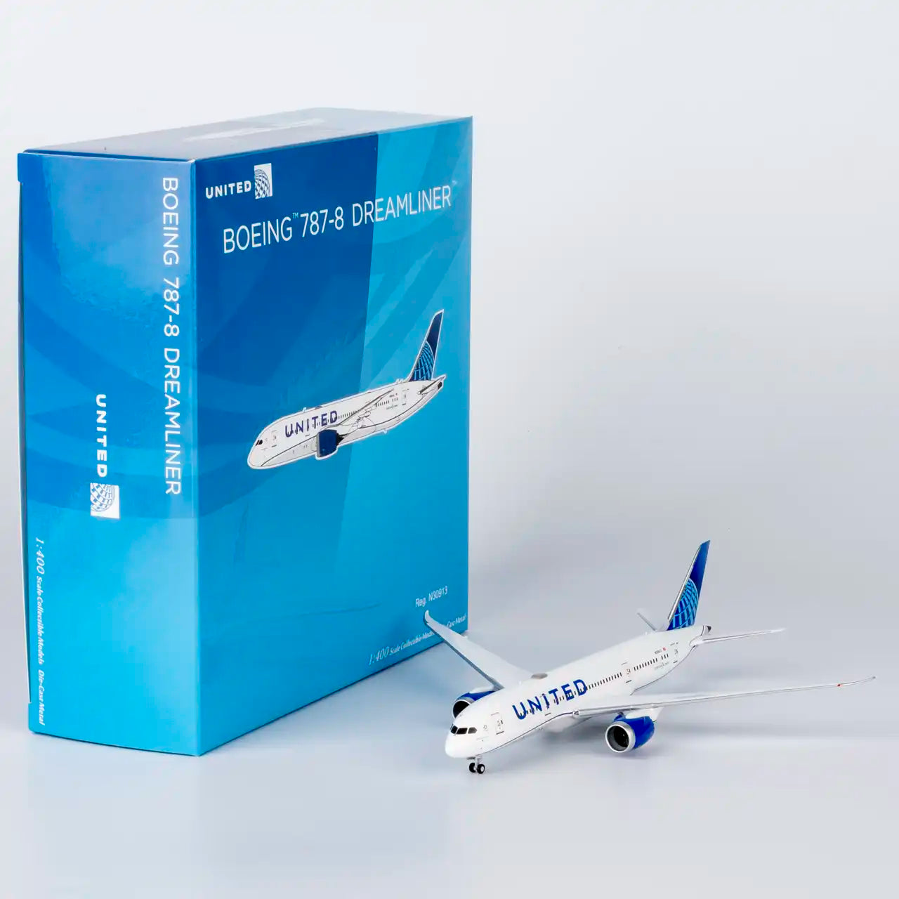 NG Models 1:400 United Airlines Boeing 787-8 N30913 59033