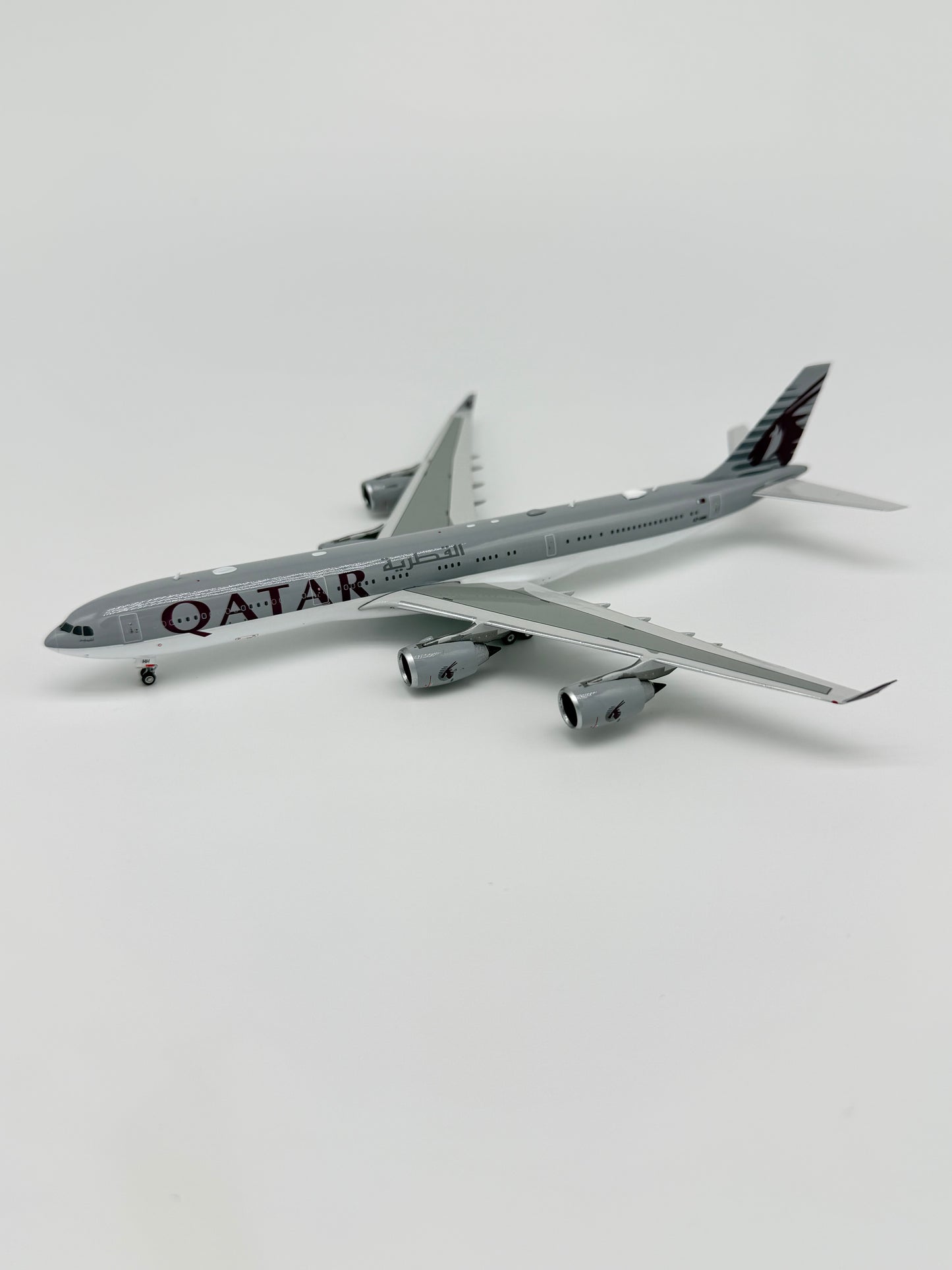Phoenix Models 1:400 Qatar Amiri Flight Airbus A340-500 A7-HHH 12035