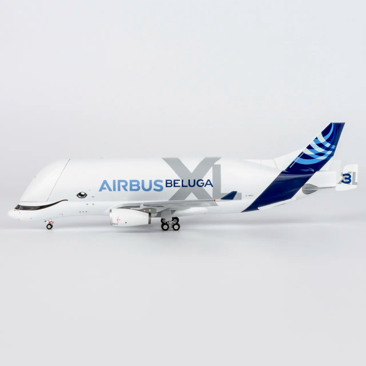 NG Models 1:400 Airbus Transport A330-743L Beluga XL F-GXLI #3 60013