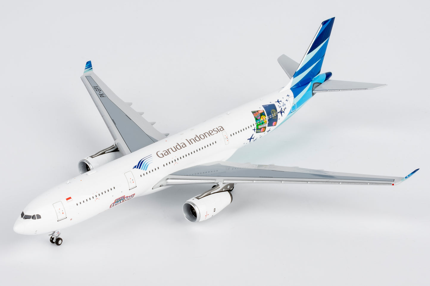 NG Models 1:400 Garuda Indonesia Airbus A330-300 "Hana TravelGo Card" PK-GPX 62075