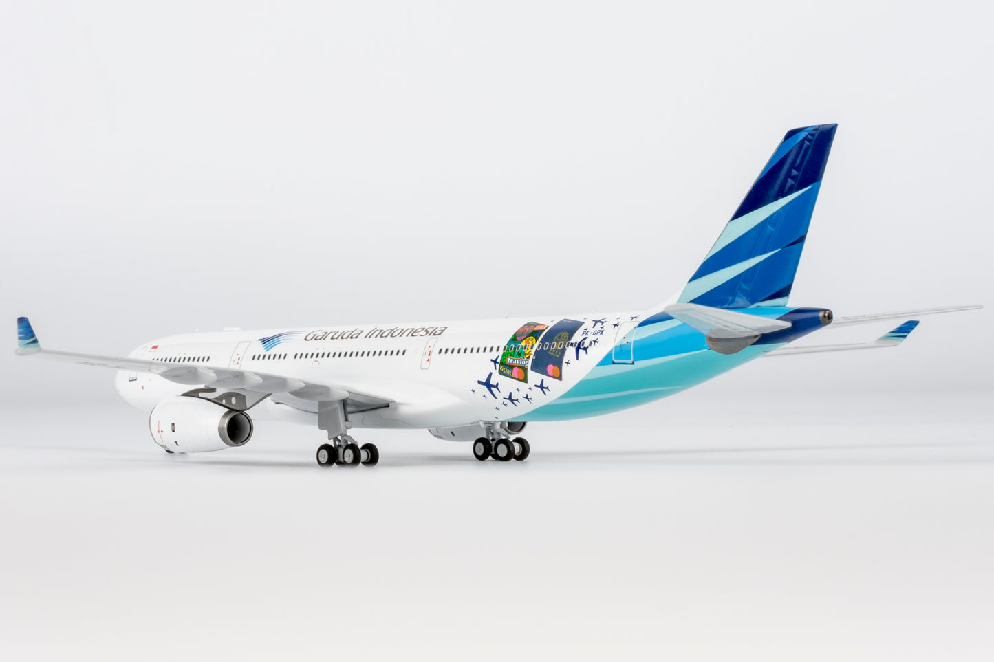 NG Models 1:400 Garuda Indonesia Airbus A330-300 "Hana TravelGo Card" PK-GPX 62075