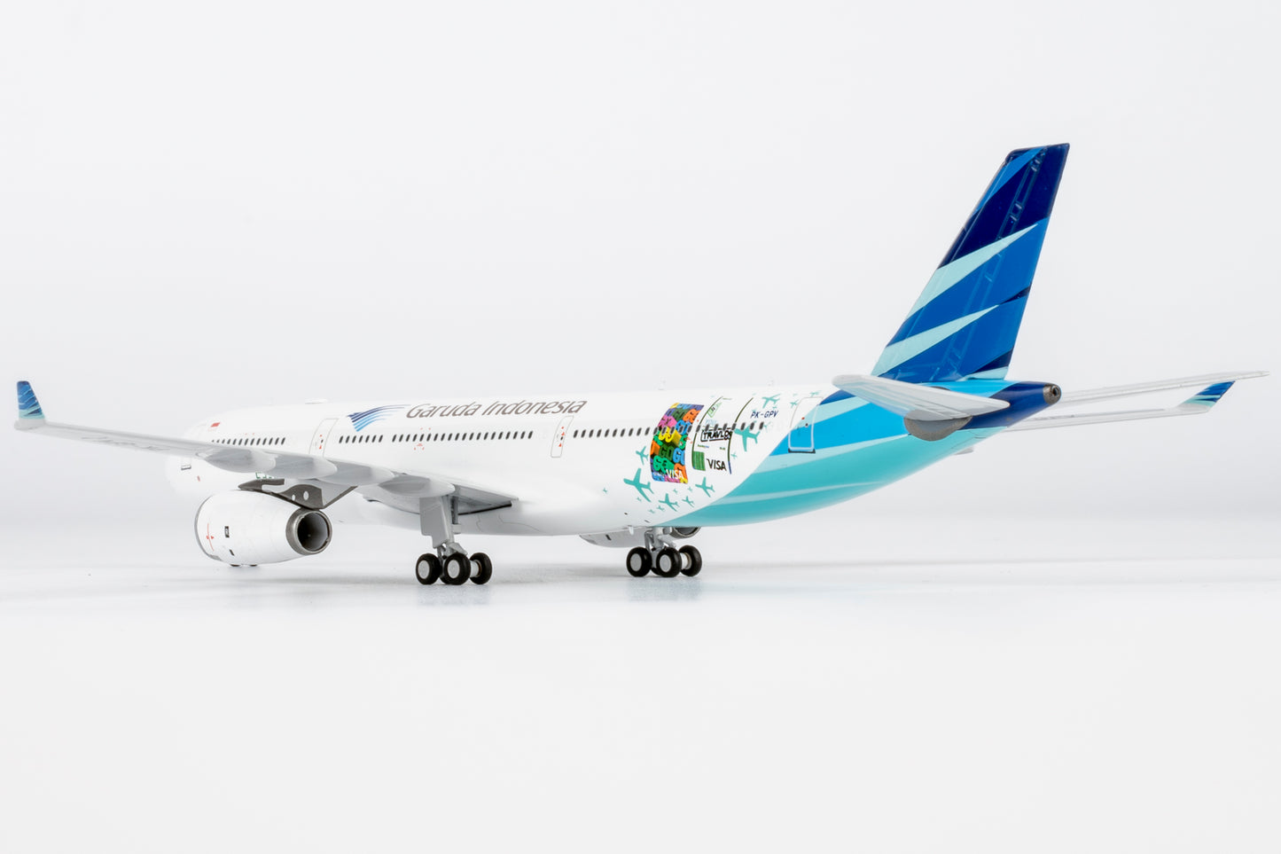 NG Models 1:400 Garuda Indonesia Airbus A330-300 "Hana TravelGo Card" PK-GPV 62076