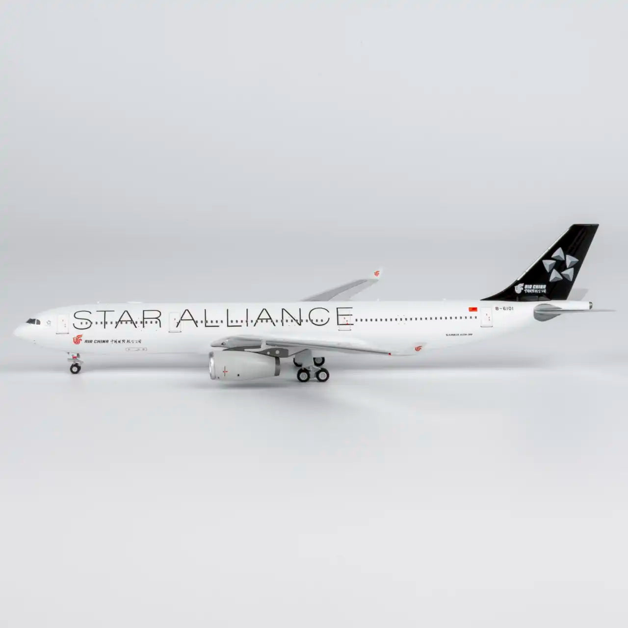 NG Models 1:400 Air China Airbus A330-300 B-6101 "Star Alliance" 62081