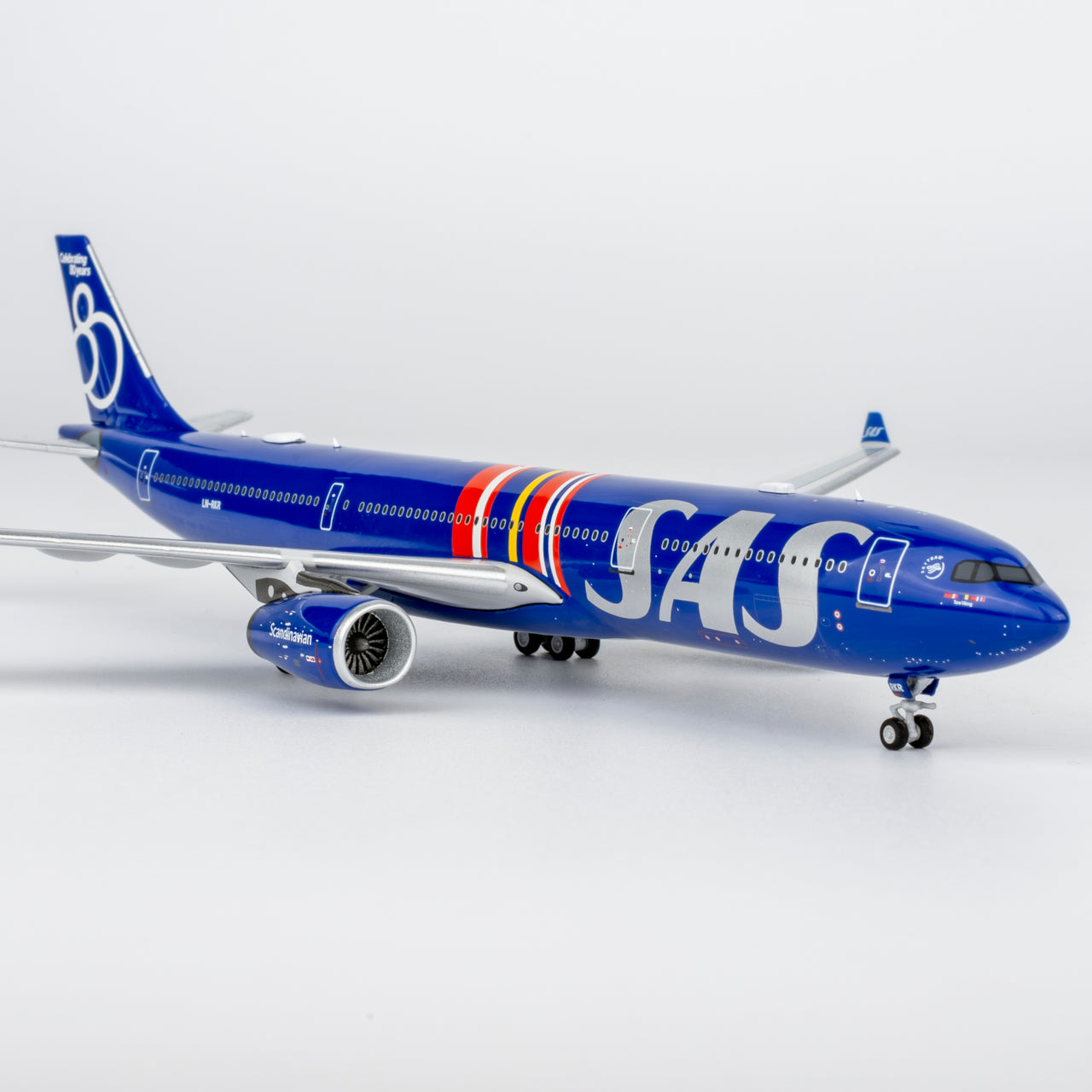 NG Models 1:400 SAS Scandinavian Airlines Airbus A330-300 LN-RKR "80 Years" 62088