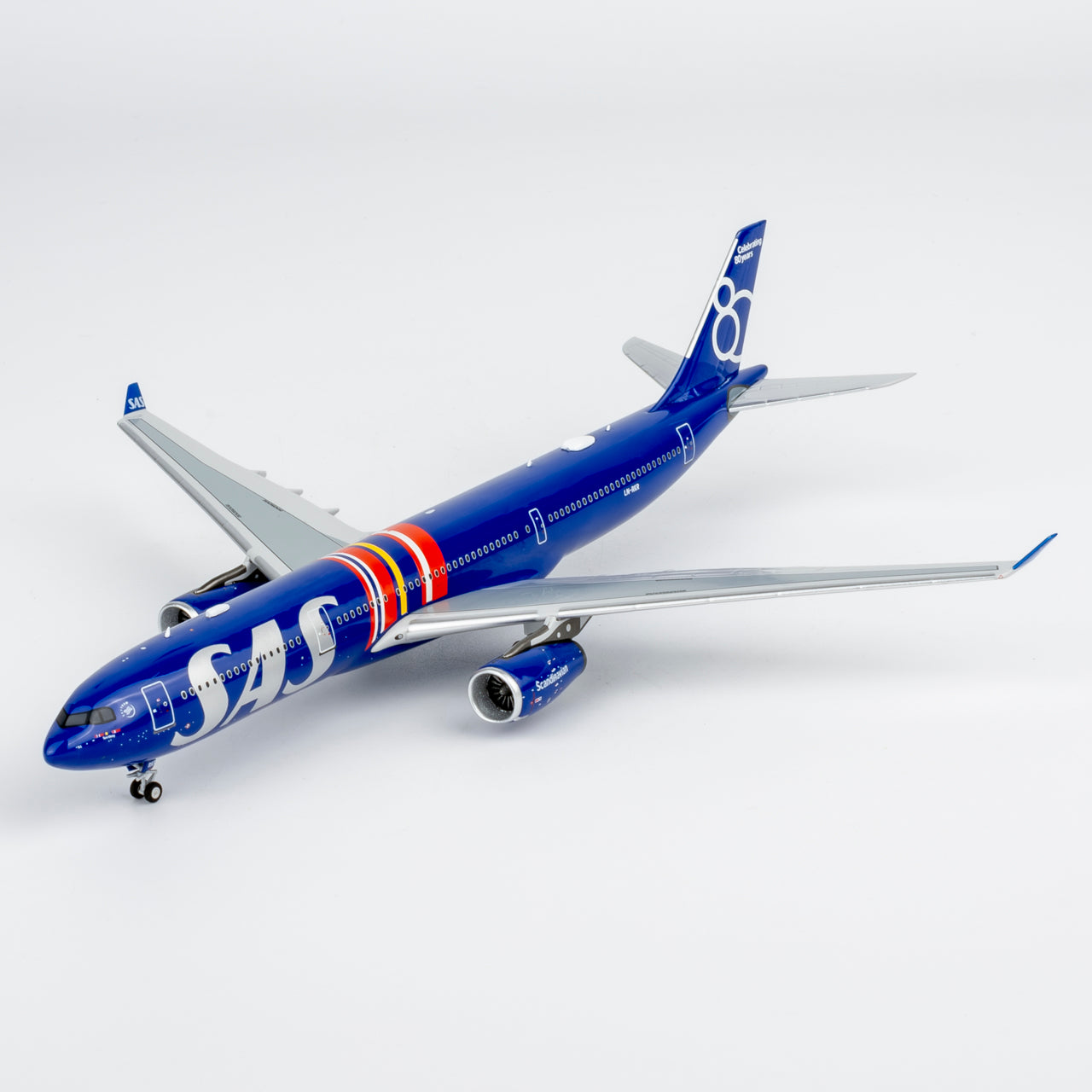 NG ULTIMATE 1:400 SAS Scandinavian Airlines Airbus A330-300 LN-RKR "80 Years" 62087