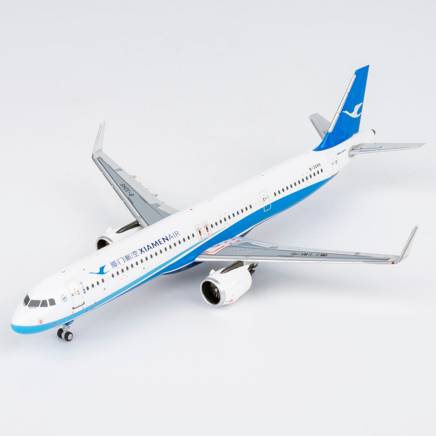 NG Models 1:400 Xiamen Airlines Airbus A321neo B-32HS 64144