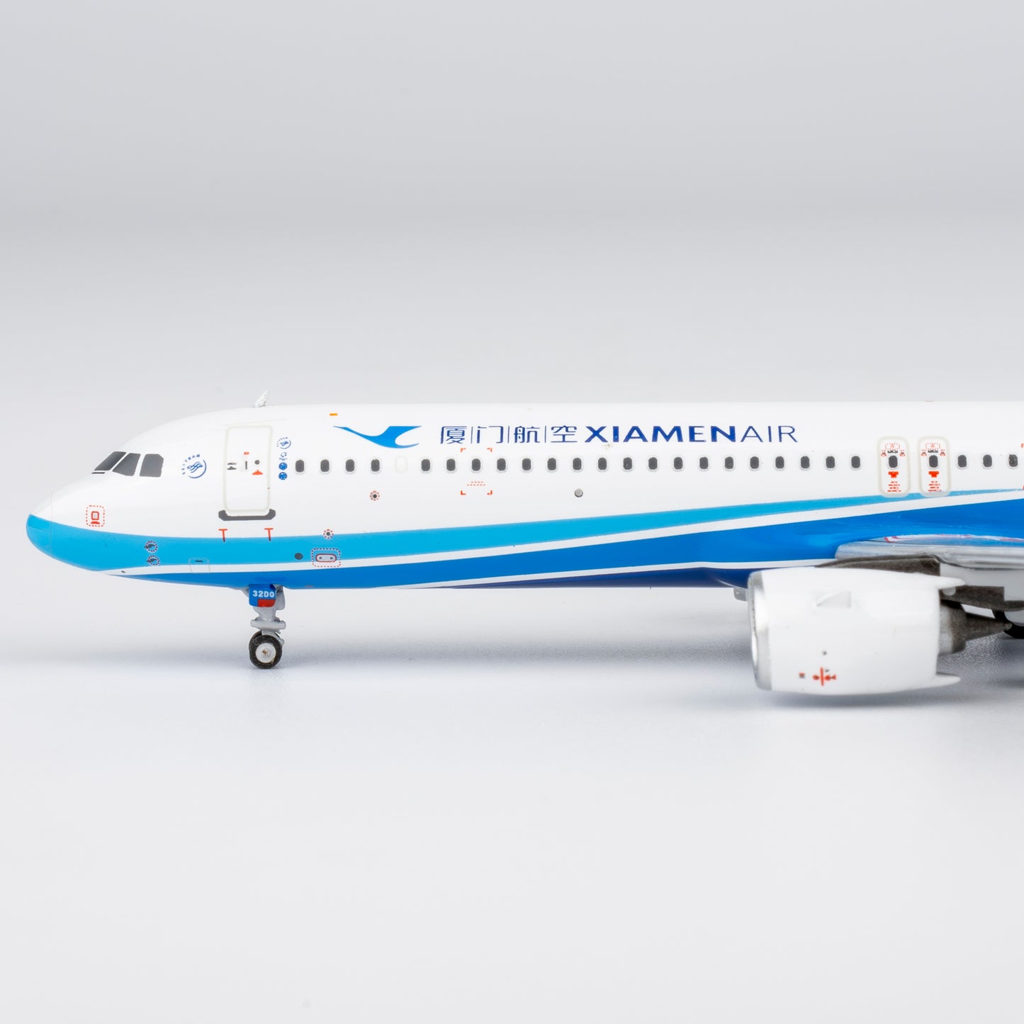 NG Models 1:400 Xiamen Airlines Airbus A321neo B-32DQ 64145