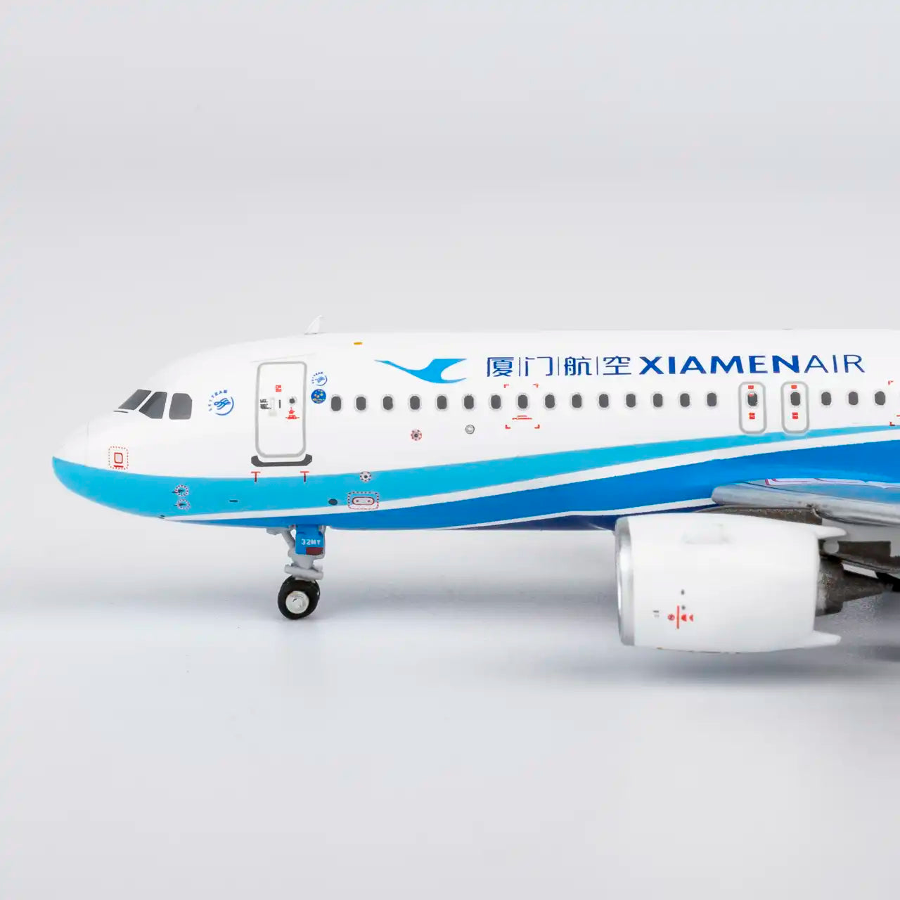 NG Models 1:400 Xiamen Airlines Airbus A320neo B-32PE 64186