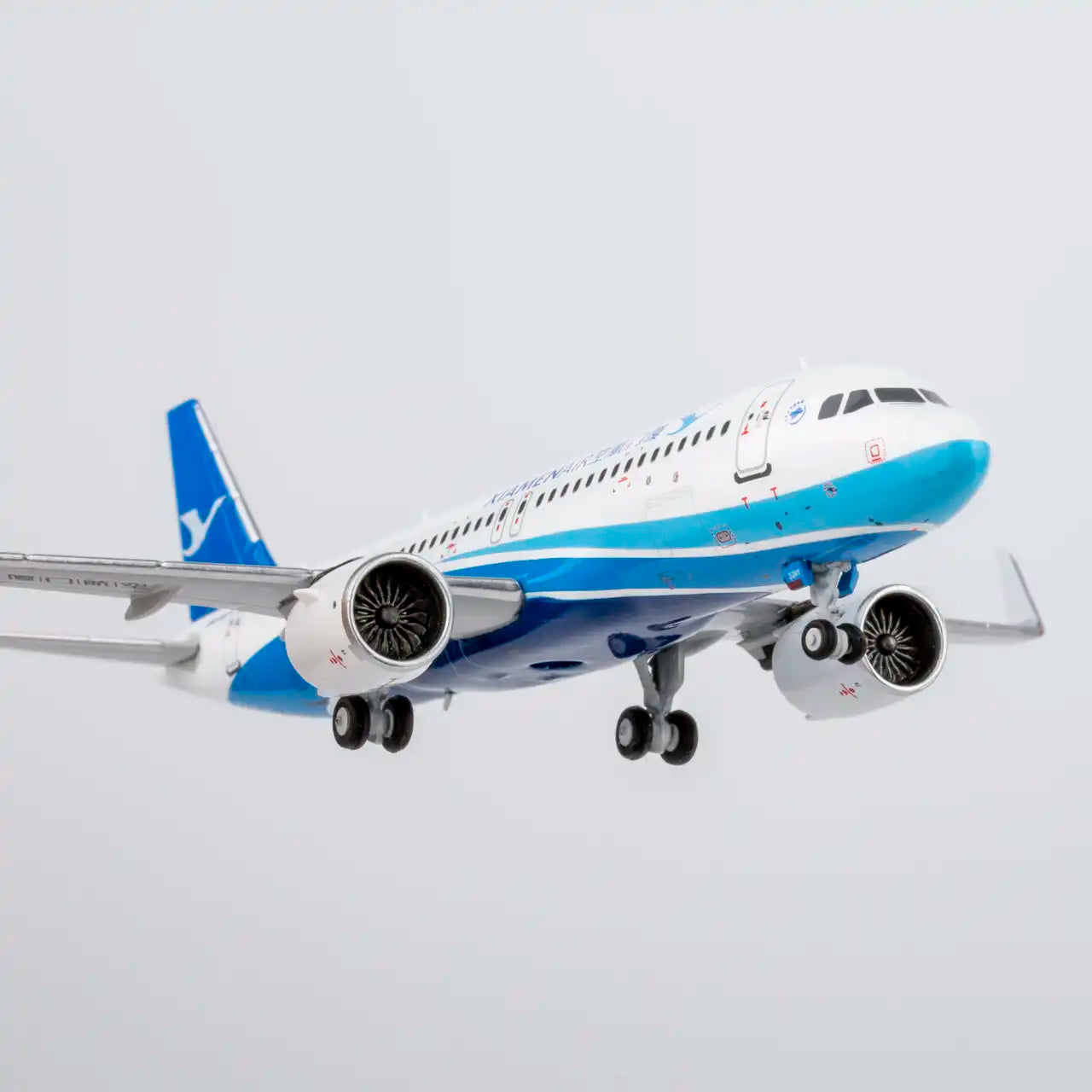NG Models 1:400 Xiamen Airlines Airbus A320neo B-32PE 64186