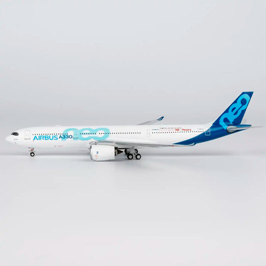 NG Models 1:400 Airbus Industrie A330-900 F-WTTN 68004