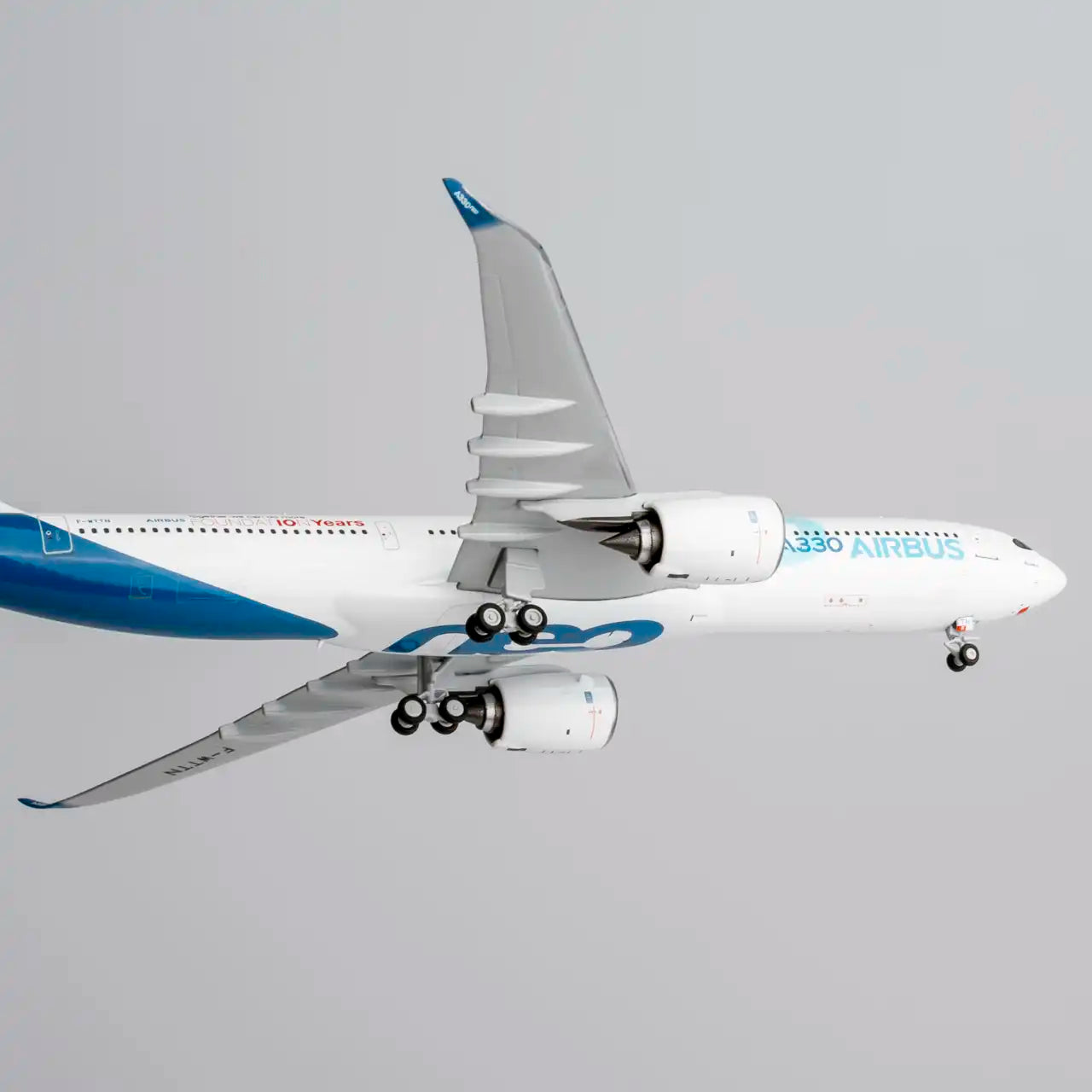 NG Models 1:400 Airbus Industrie A330-900 F-WTTN 68004