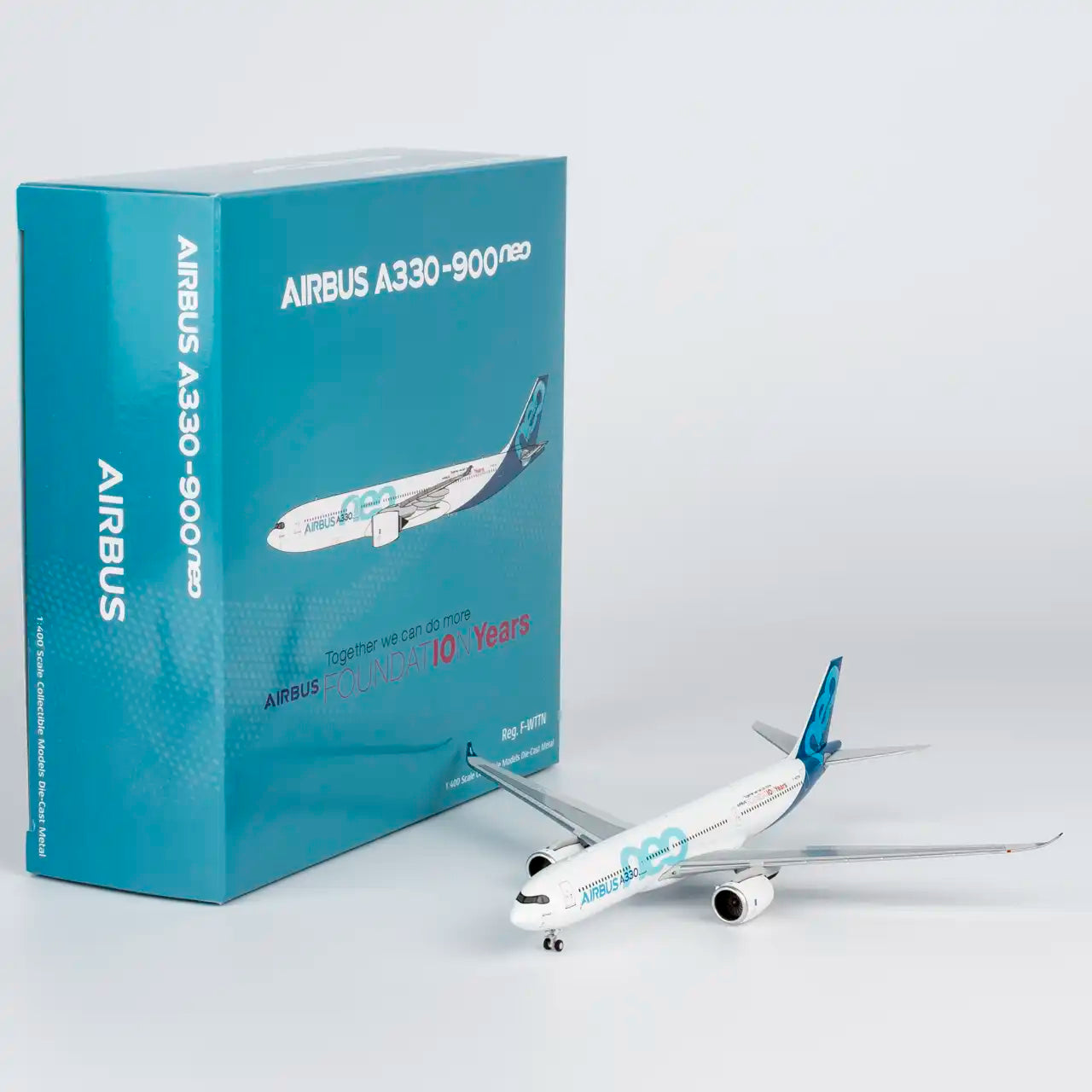 NG Models 1:400 Airbus Industrie A330-900 F-WTTN 68004