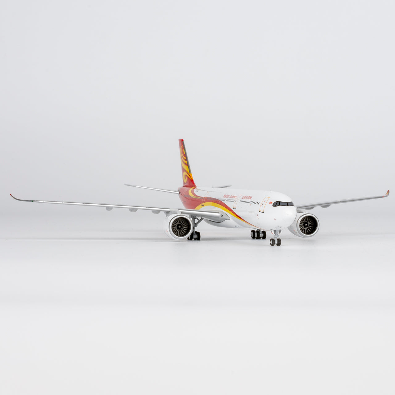 NG Models 1:400 Hainan Airlines Airbus A330-900 B-32MU 68007
