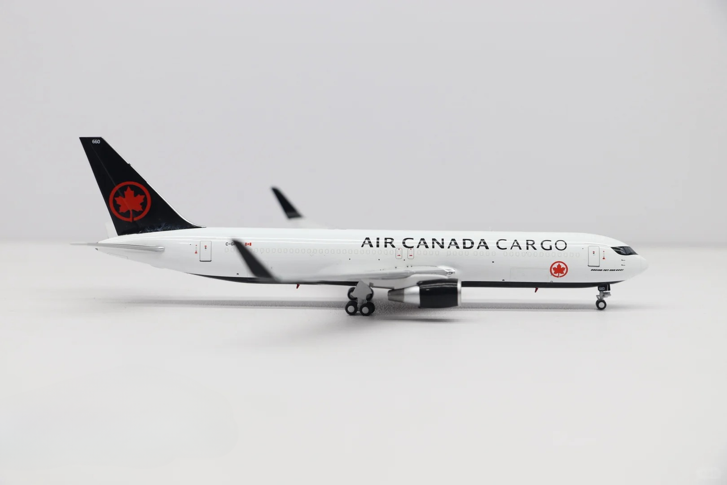 C Models 1:400 Air Canada Cargo Boeing 767-300F C-GHLU C0048