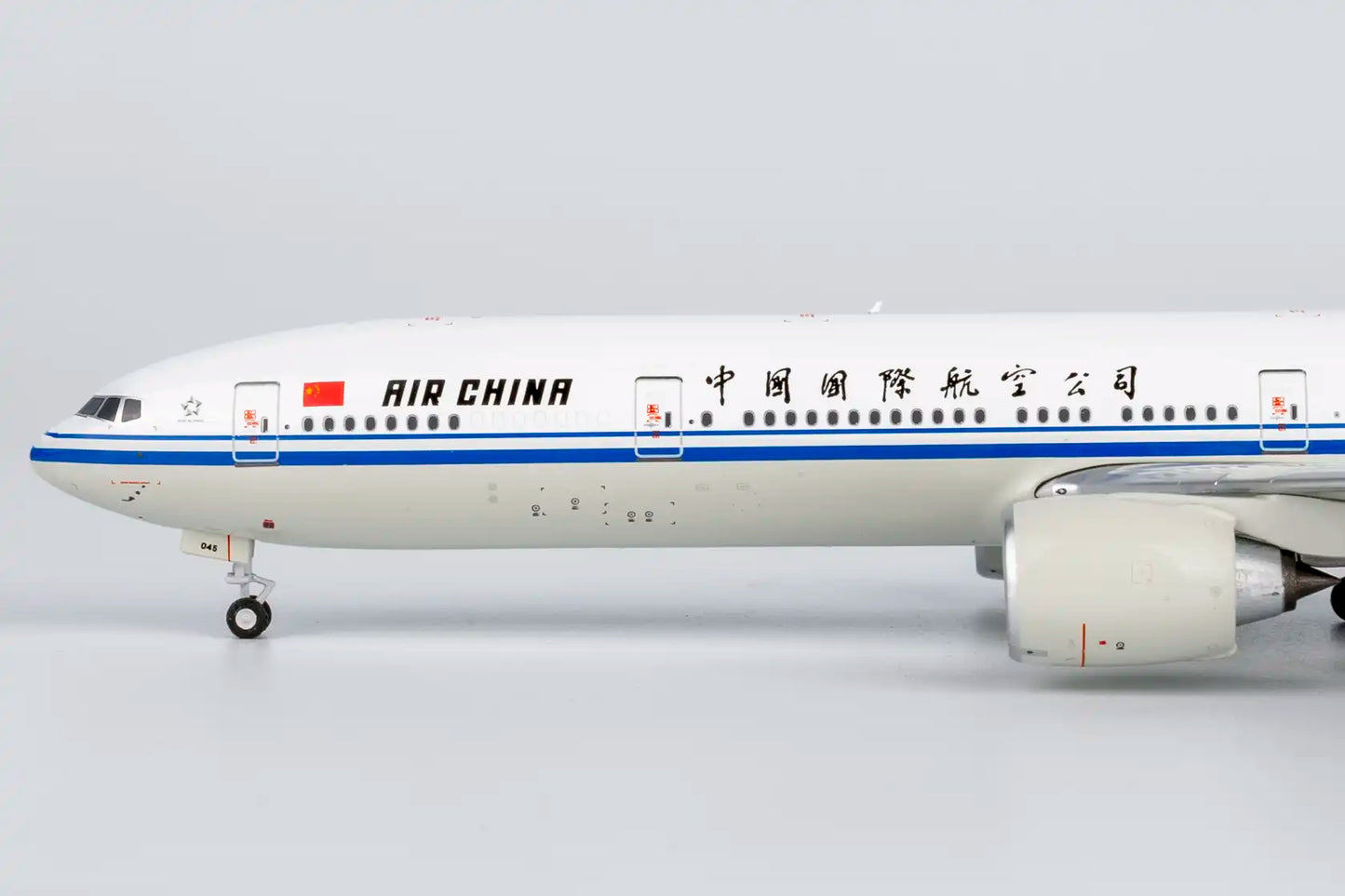 NG Models 1:400 Air China Boeing 777-300ER B-2045 73065