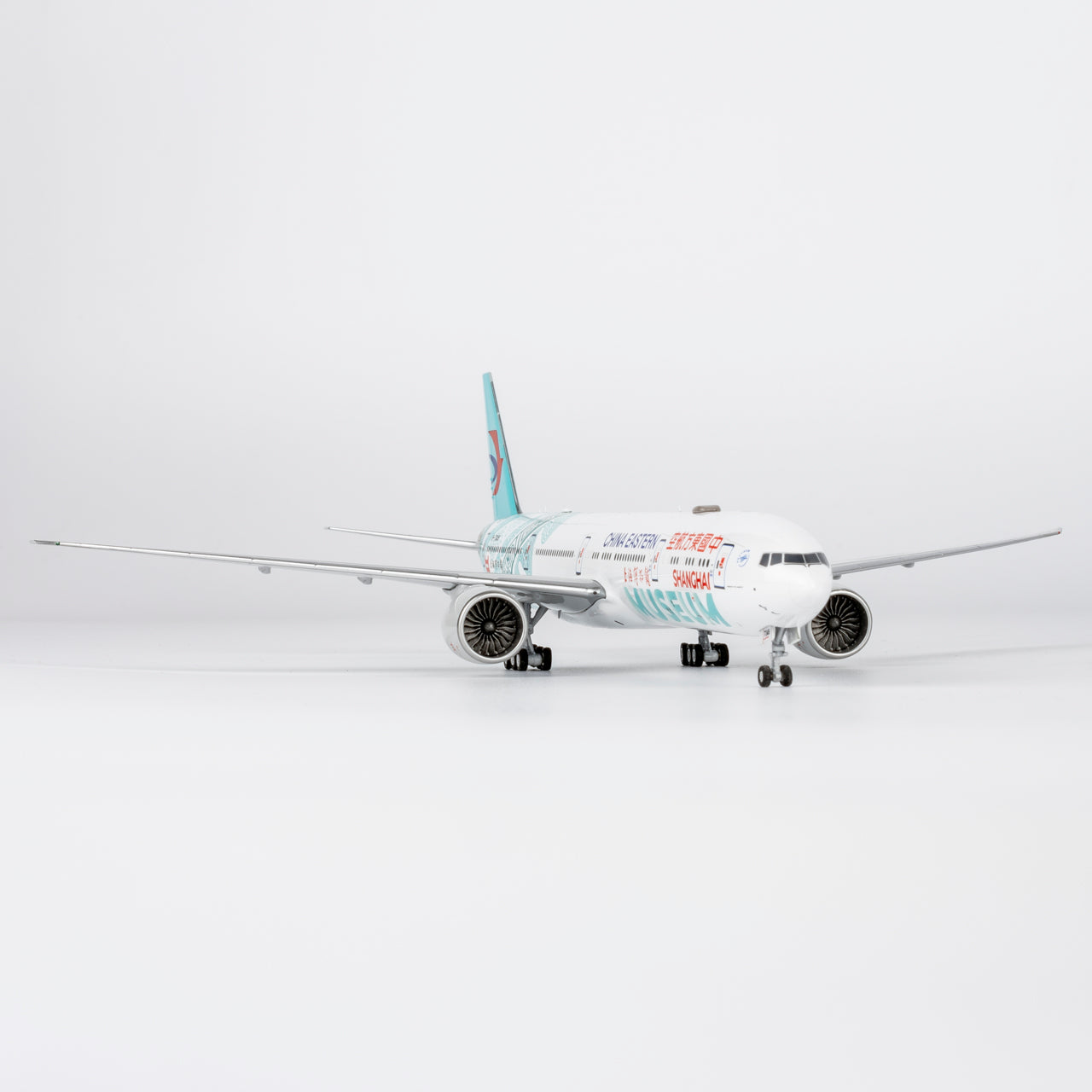 NG Models ULTIMATE 1:400 China Eastern Boeing 777-300ER B-7349 "Shanghai Museum" 73080