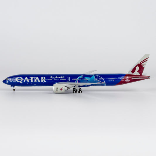NG Models 1:400 Qatar Airways Boeing 777-300ER A7-BED "Champions League" 73084