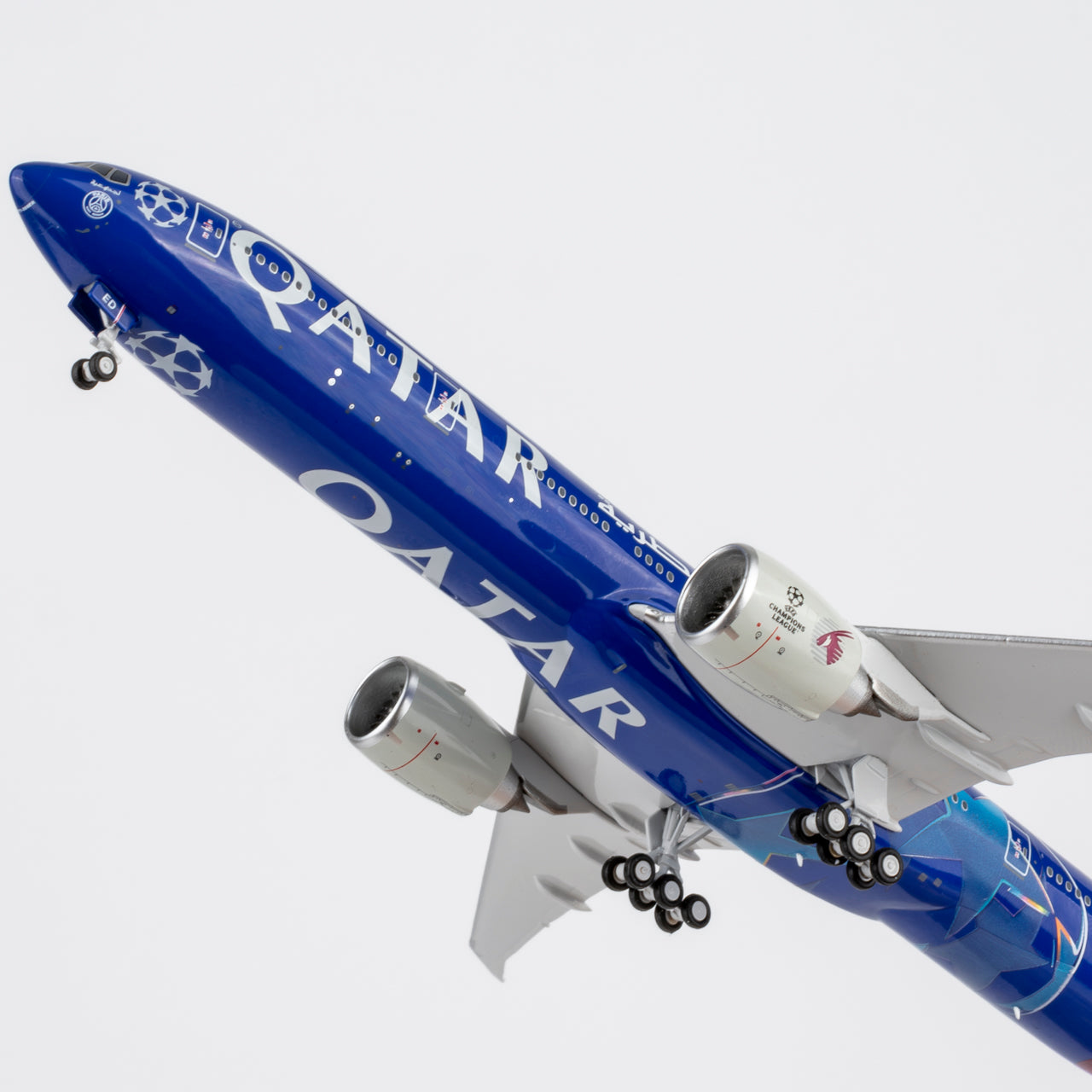 NG Models 1:400 Qatar Airways Boeing 777-300ER A7-BED "Champions League" 73084