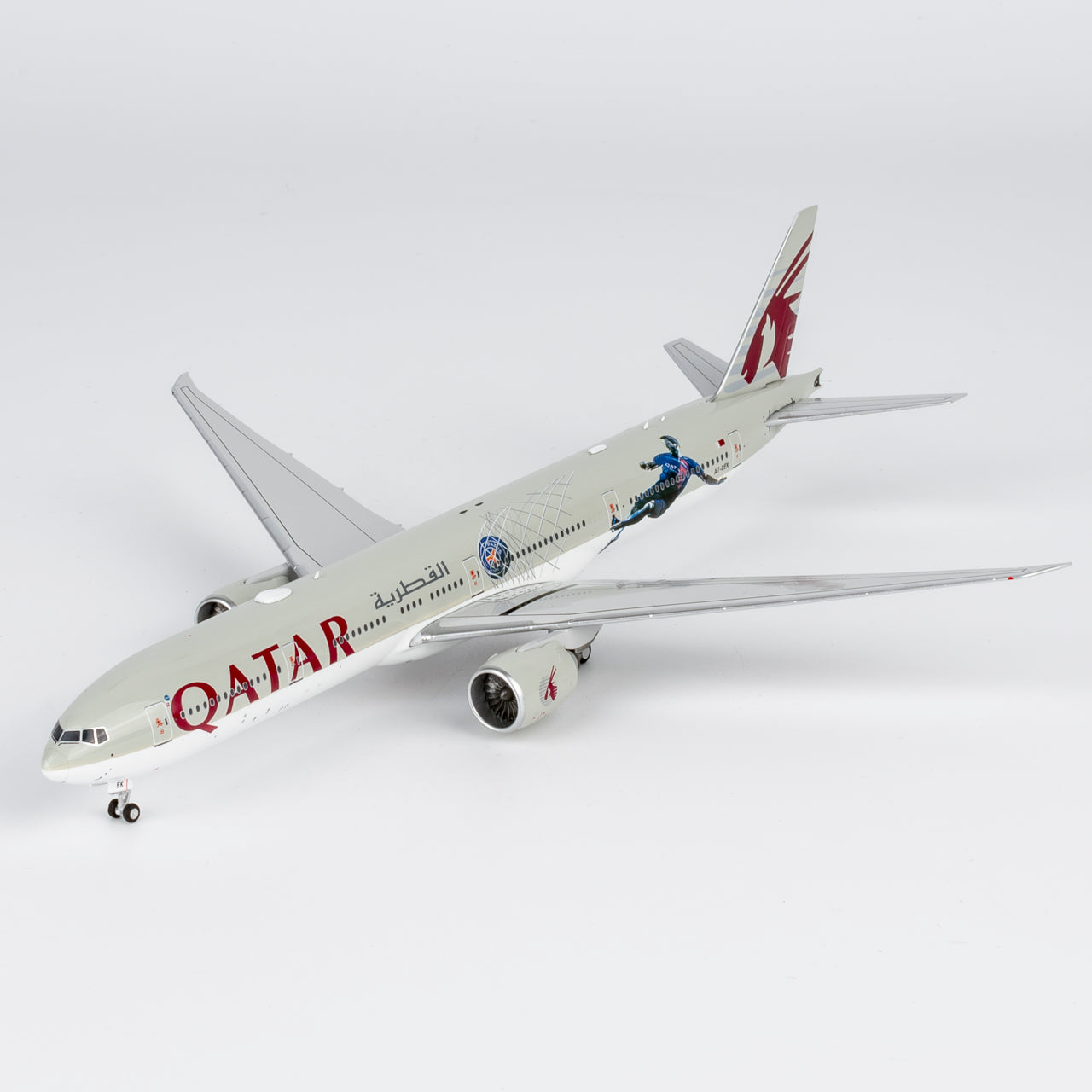 NG Models 1:400 Qatar Airways Boeing 777-300ER A7-BEK "Paris Saint Germain" 73085