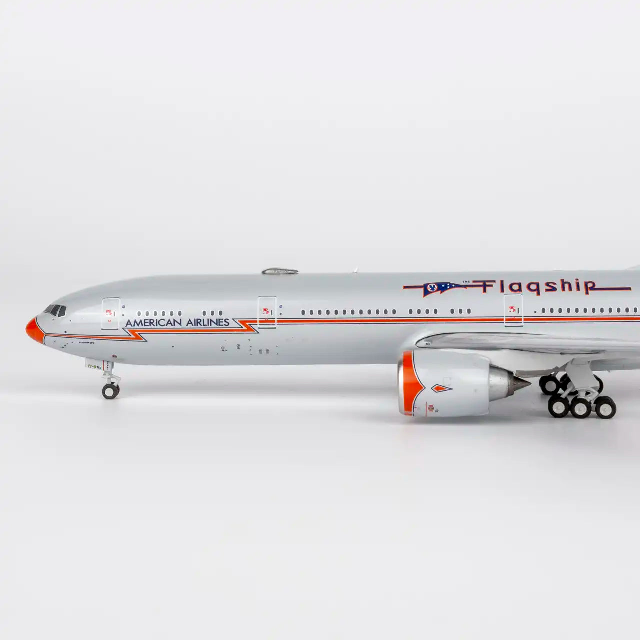 NG ULTIMATE 1:400 American Airlines Boeing 777-300ER N735AT "Flagship DFW" 73094