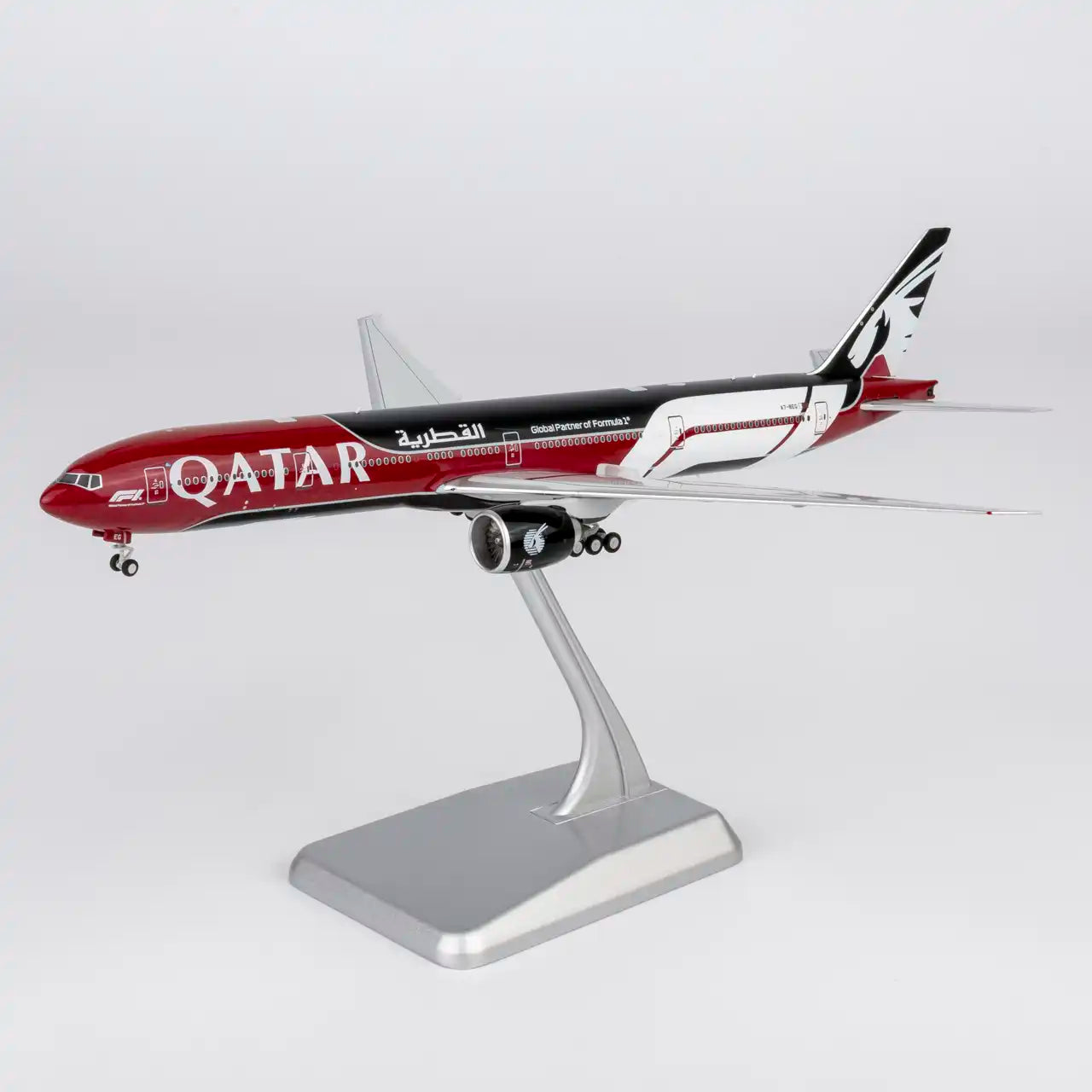 Pre-Order NG Models ULTIMATE 1:400 Qatar Airways Boeing 777-300ER A7-BEG "F1" 73095