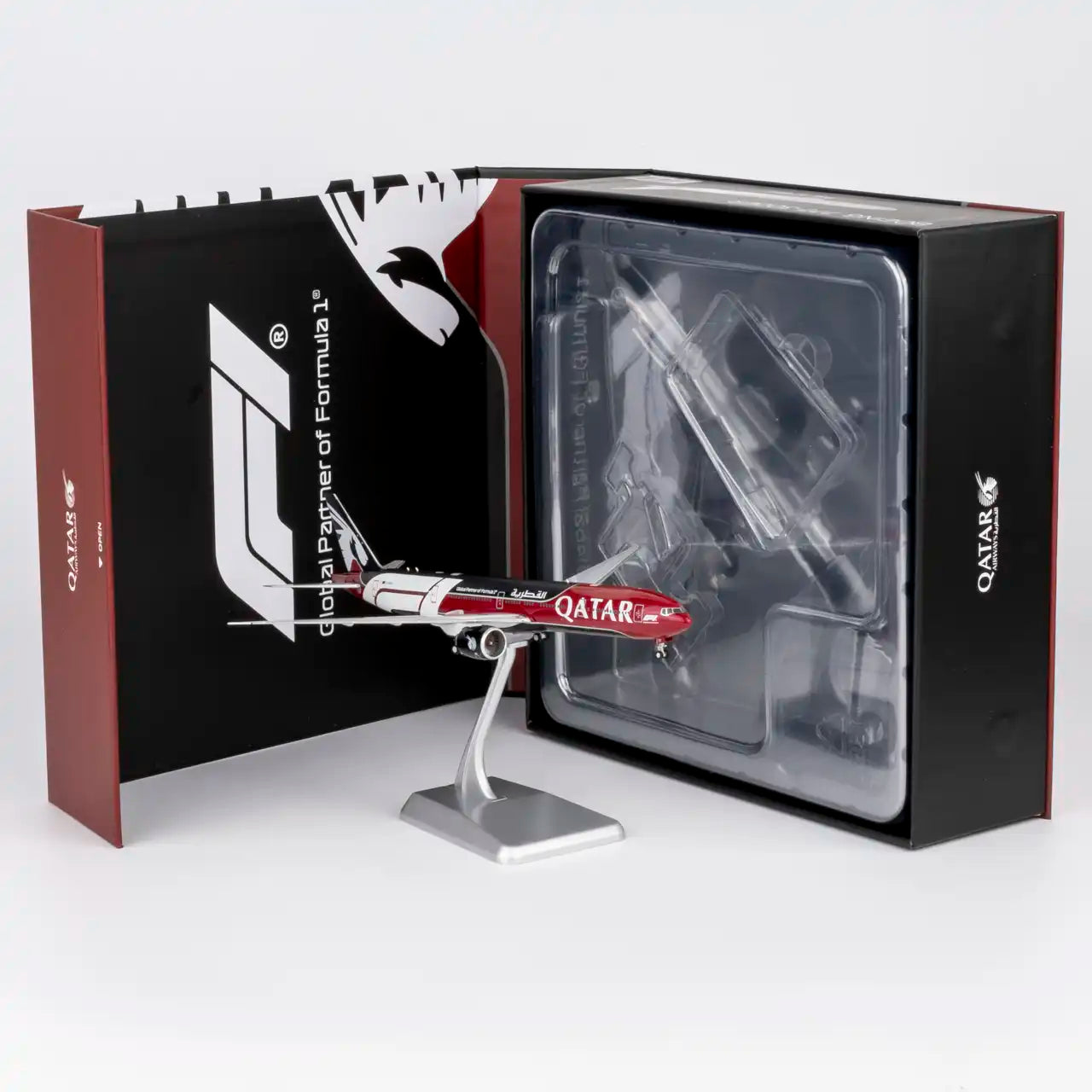 Pre-Order NG Models ULTIMATE 1:400 Qatar Airways Boeing 777-300ER A7-BEG "F1" 73095