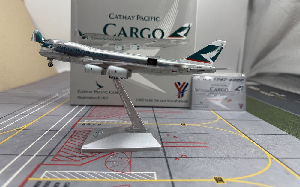 Pre-Order YY Wings Cathay Pacific Cargo Boeing 747-400F B-HUP "Polished" Interactive YY74406DP