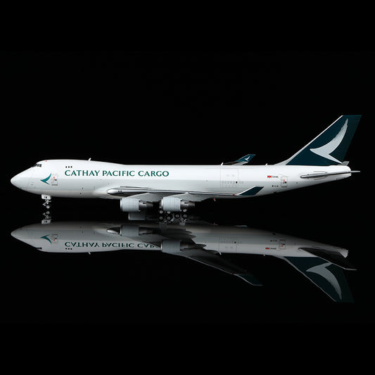 Pre-Order YY Wings 1:400 Cathay Pacific Boeing 747-400F B-LIA