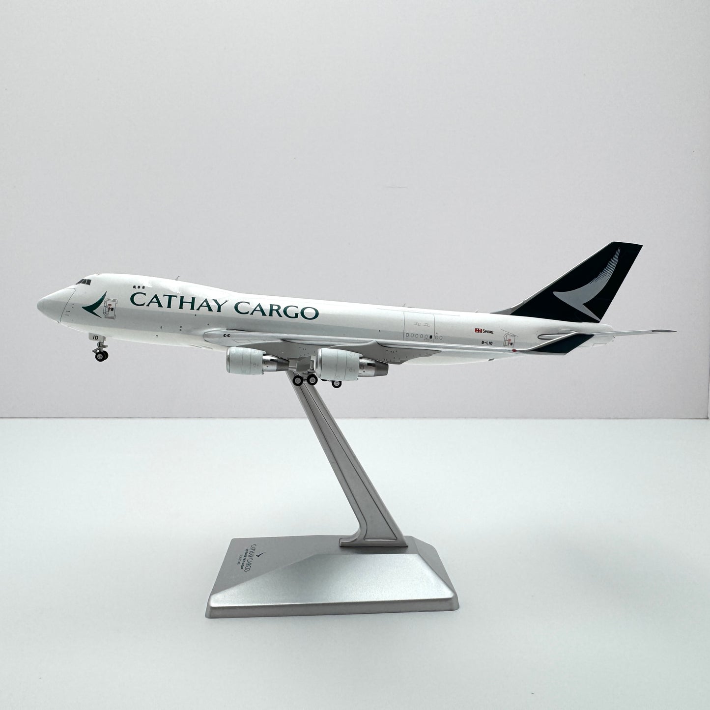 Pre-Order YY Wings 1:400 Cathay Pacific Boeing 747-400F B-LID Interactive YY74423D