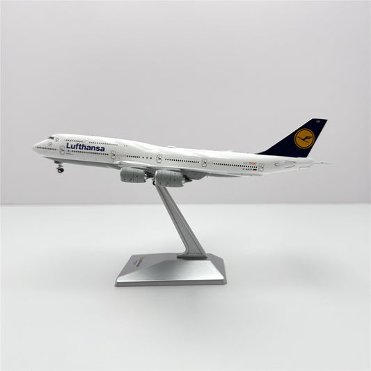 Pre-Order YY Wings 1:400 Lufthansa Boeing 747-8 D-ABYP