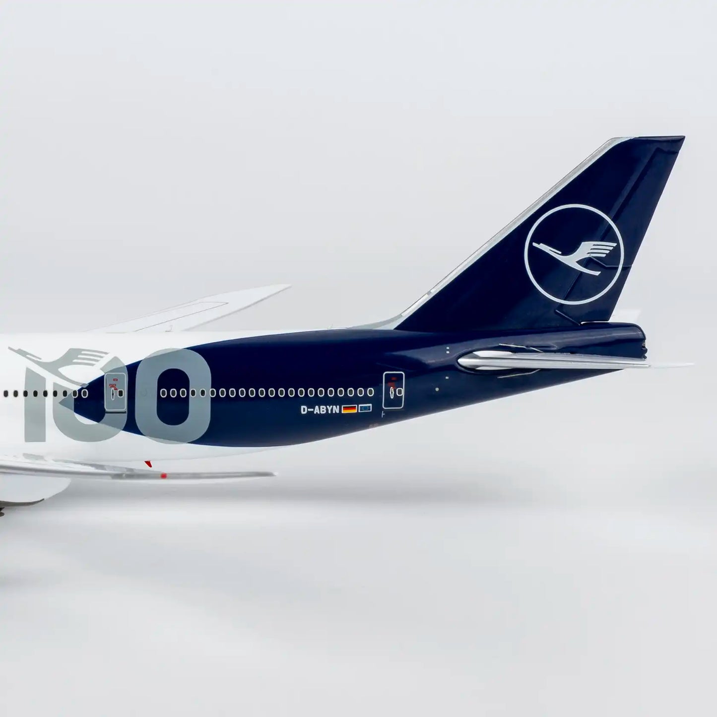 Pre-Order NG Models 1:400 Lufthansa Boeing 747-8i D-ABYN "100 Years" 78046
