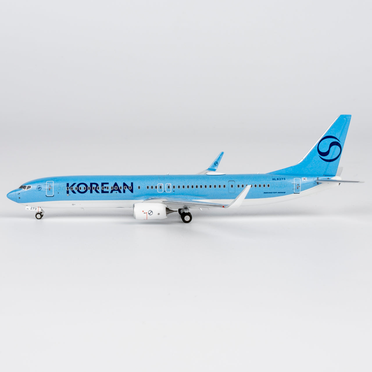 NG Models 1:400 Korean Air Boeing 737-900ER HL8273 "2025's livery" 79027
