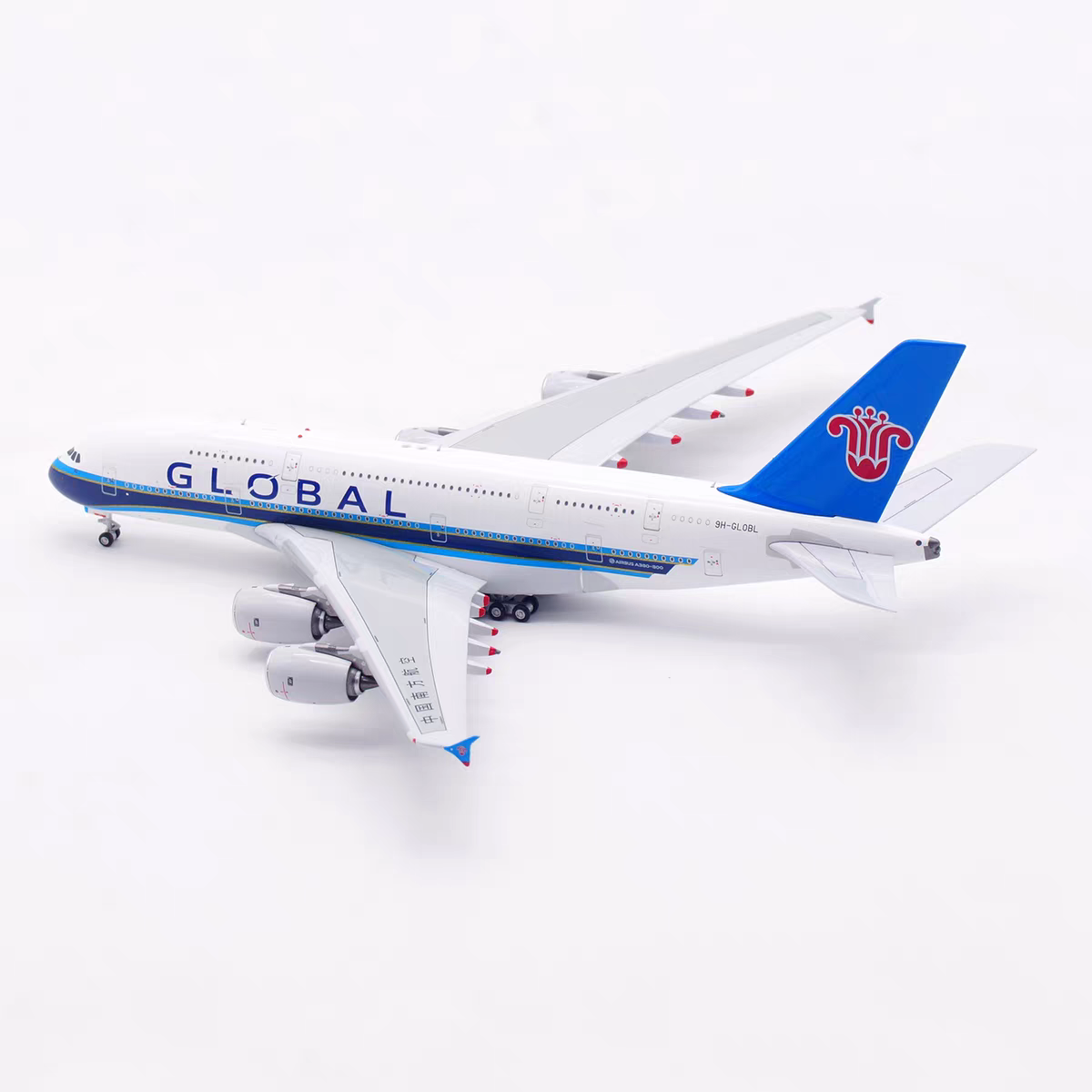 AV400 Global Airlines Airbus A380-841 9H-GLOBL AV4362