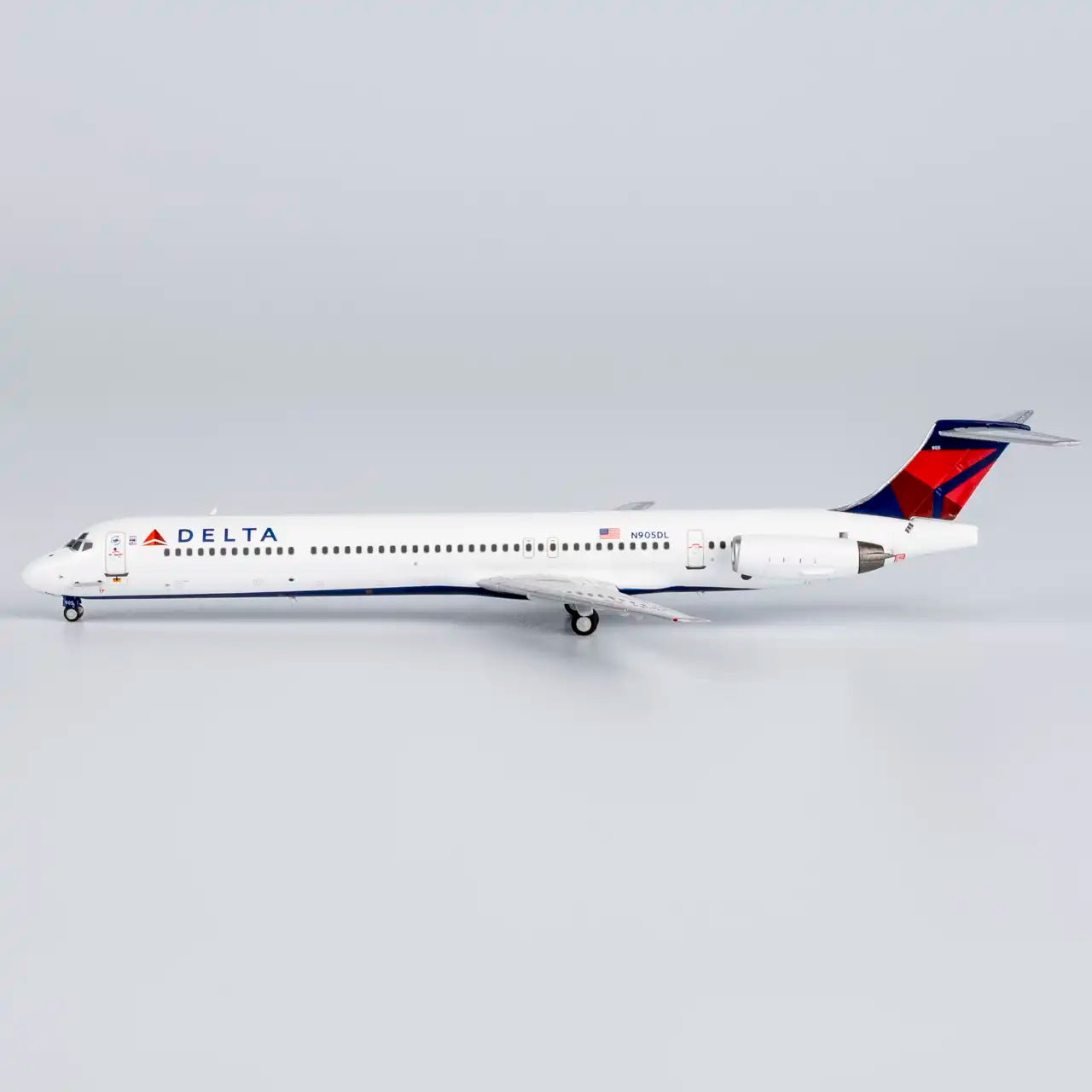 NG Models 1:400 Delta Air Lines McDonnell Douglas MD-88 N905DL 83013