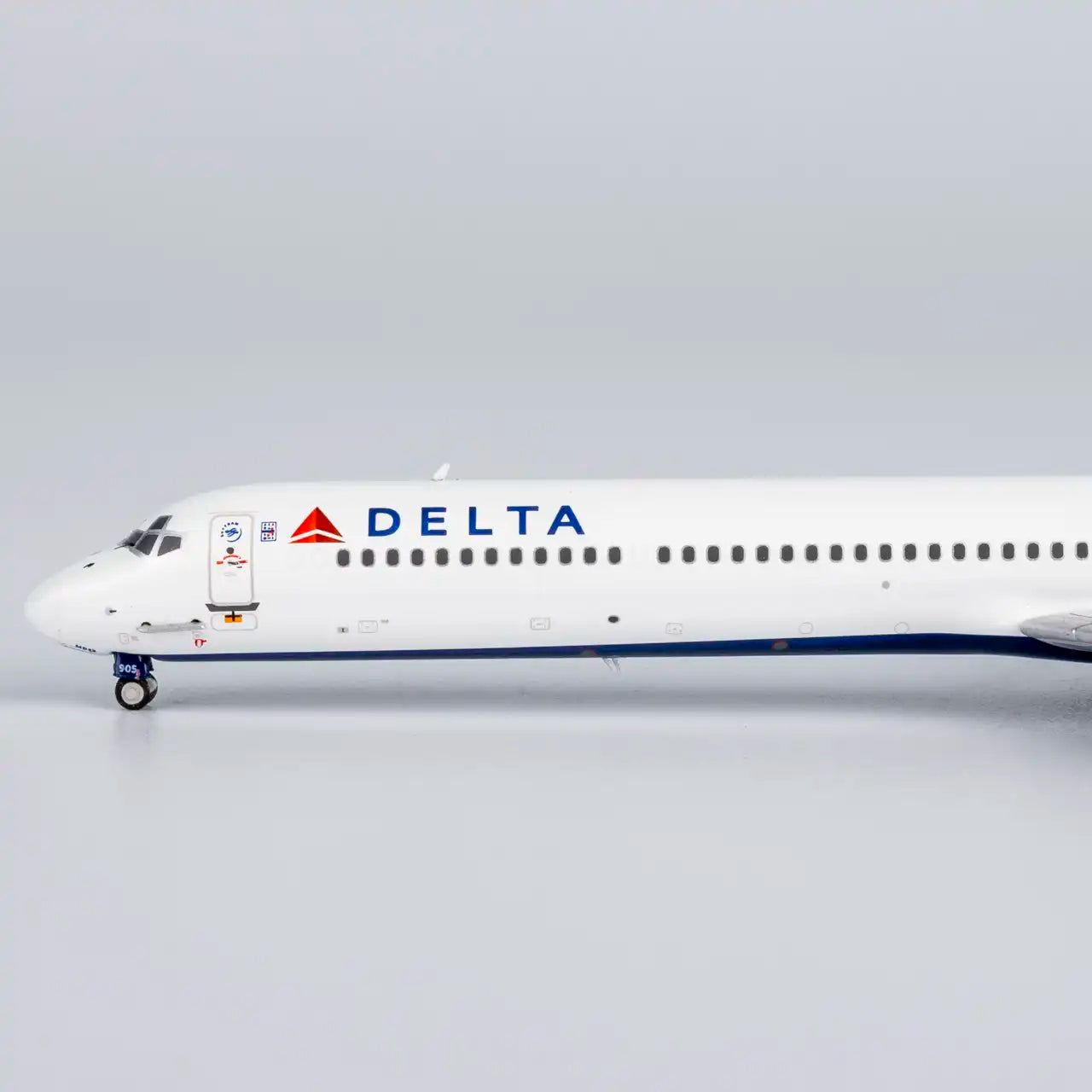 NG Models 1:400 Delta Air Lines McDonnell Douglas MD-88 N905DL 83013
