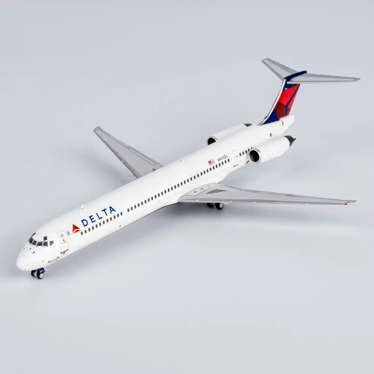 NG Models 1:400 Delta Air Lines McDonnell Douglas MD-88 N905DL 83013