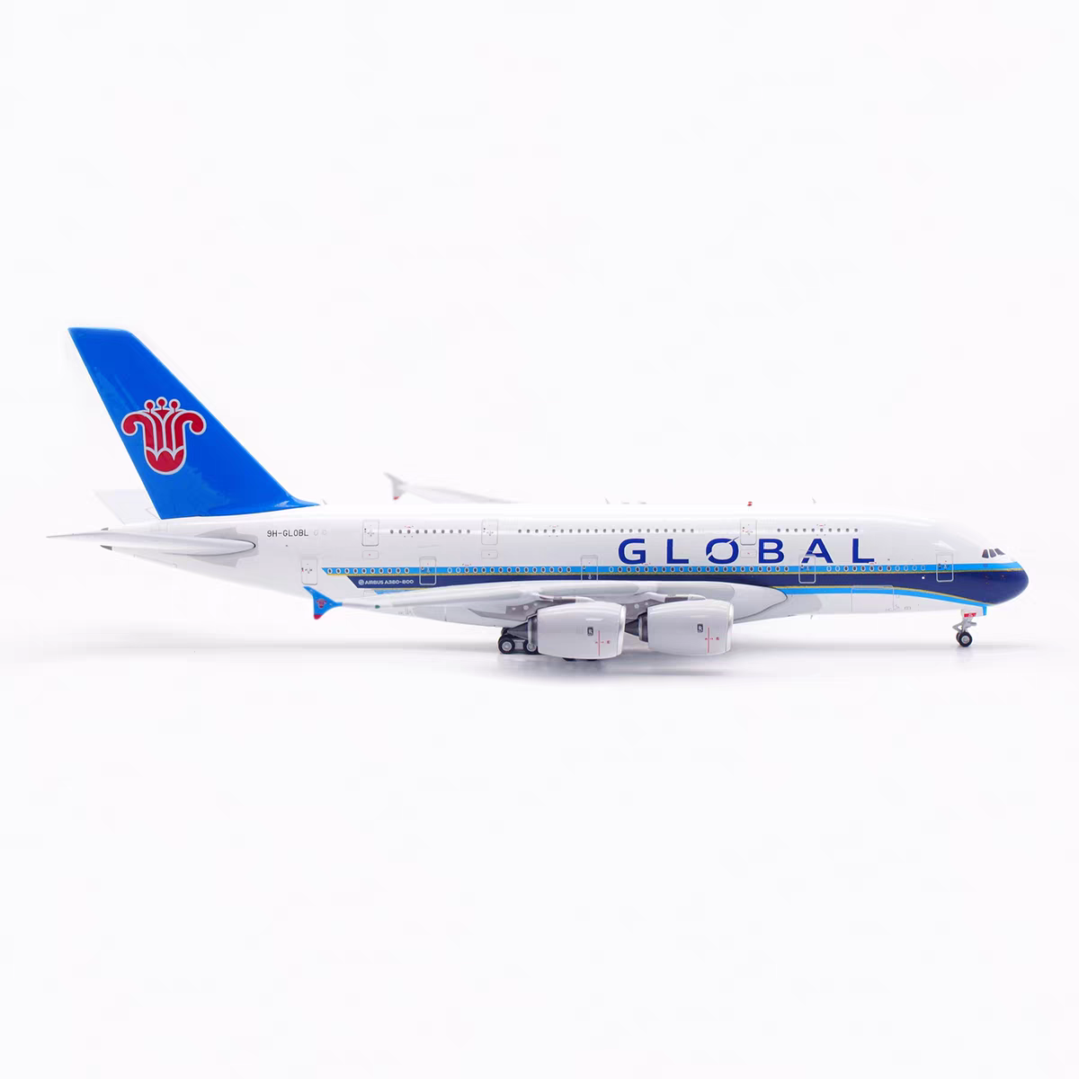 AV400 Global Airlines Airbus A380-841 9H-GLOBL AV4362