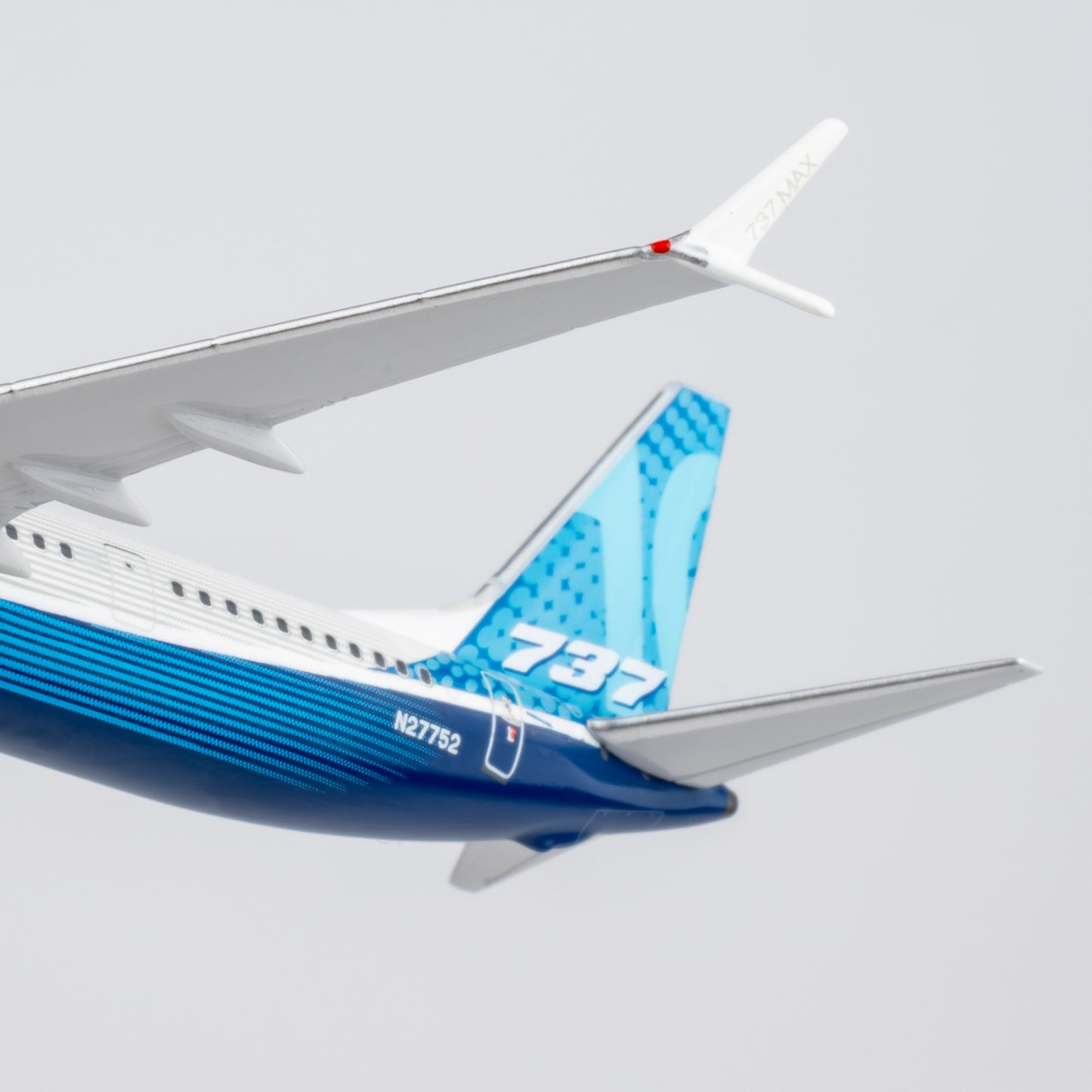 NG Models 1:400 The Boeing Company 737 MAX 10 N27752 90005