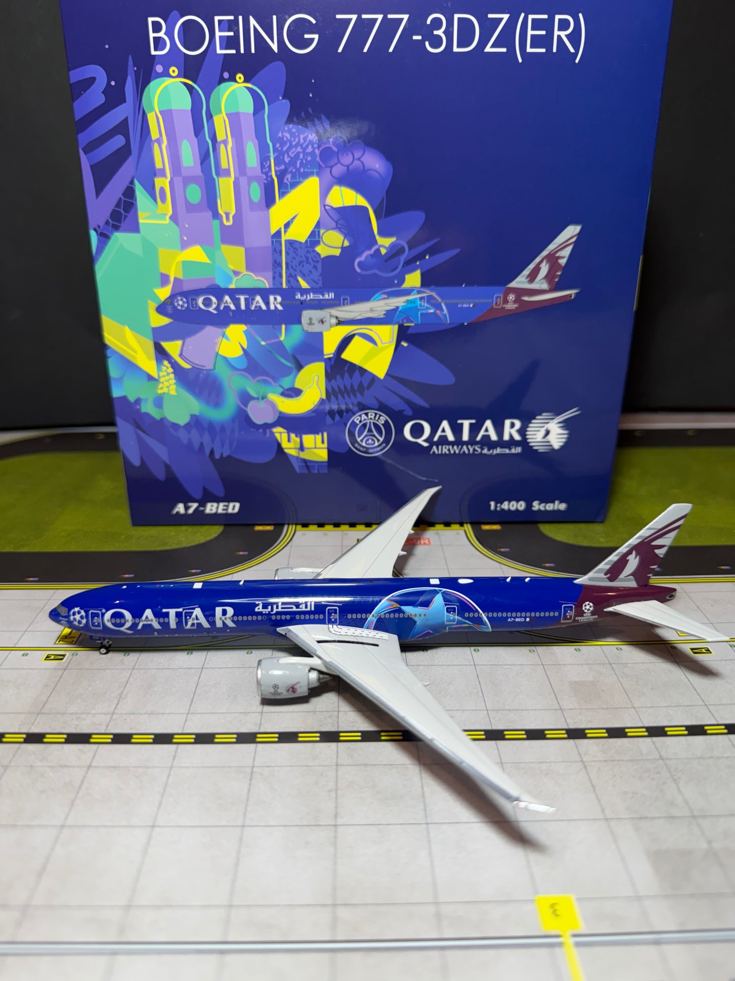 Phoenix Models 1:400 Qatar Boeing 777-300ER A7-BED