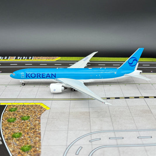 Phoenix Models 1:400 Korean Air Cargo Boeing 777F HL8285 New Livery 04676