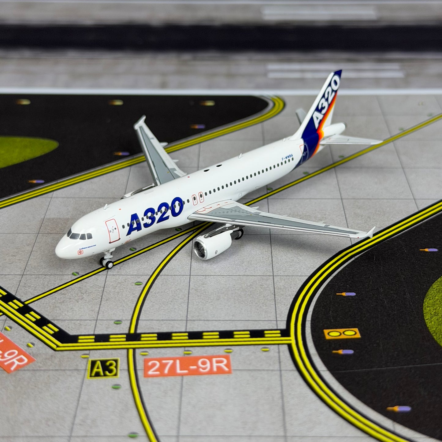 Kylin Models 1:400 Airbus A320 F-WWBA K320AIB01