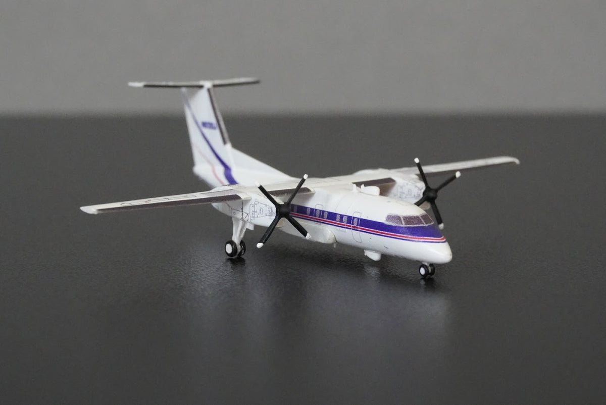 3D Design Deck 1:400 U.S. Special Operations Command DHC Q200 N8200J 188