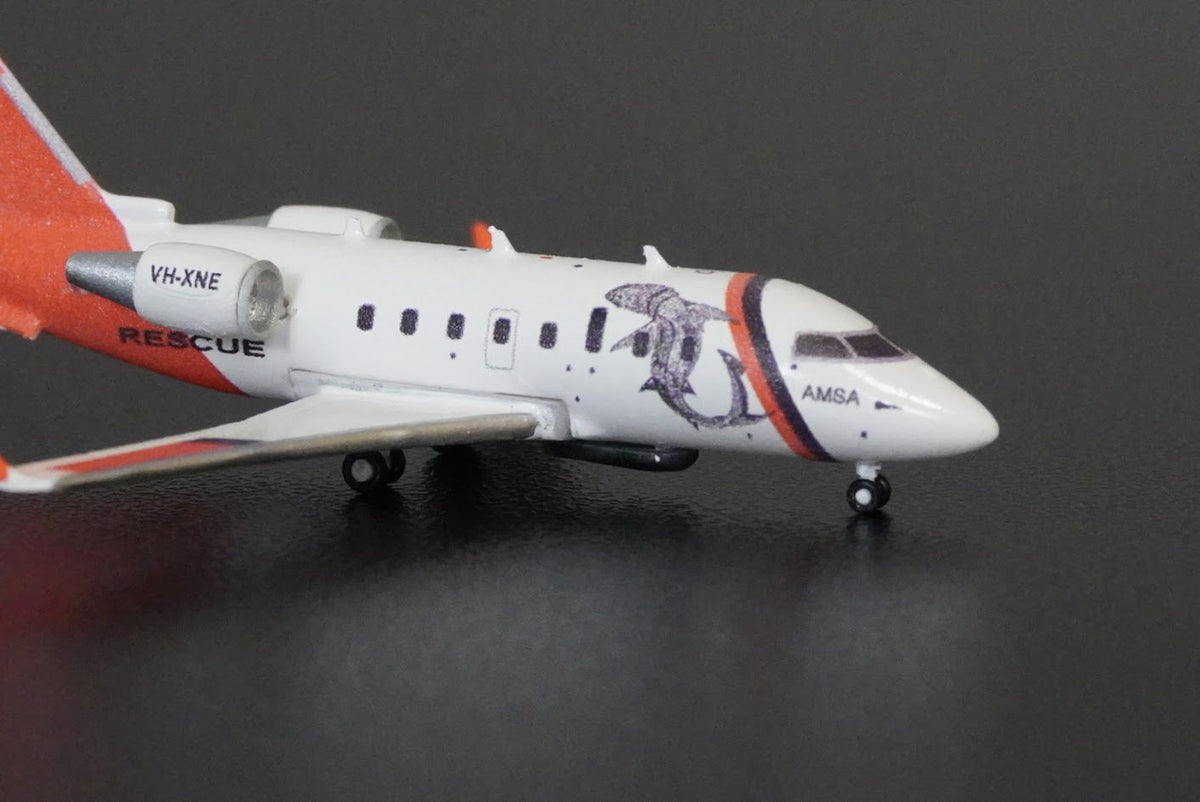 3D Design Deck 1:400 AMSA Rescue Bombardier Challenger 604 VH-NXE "Fish" 187
