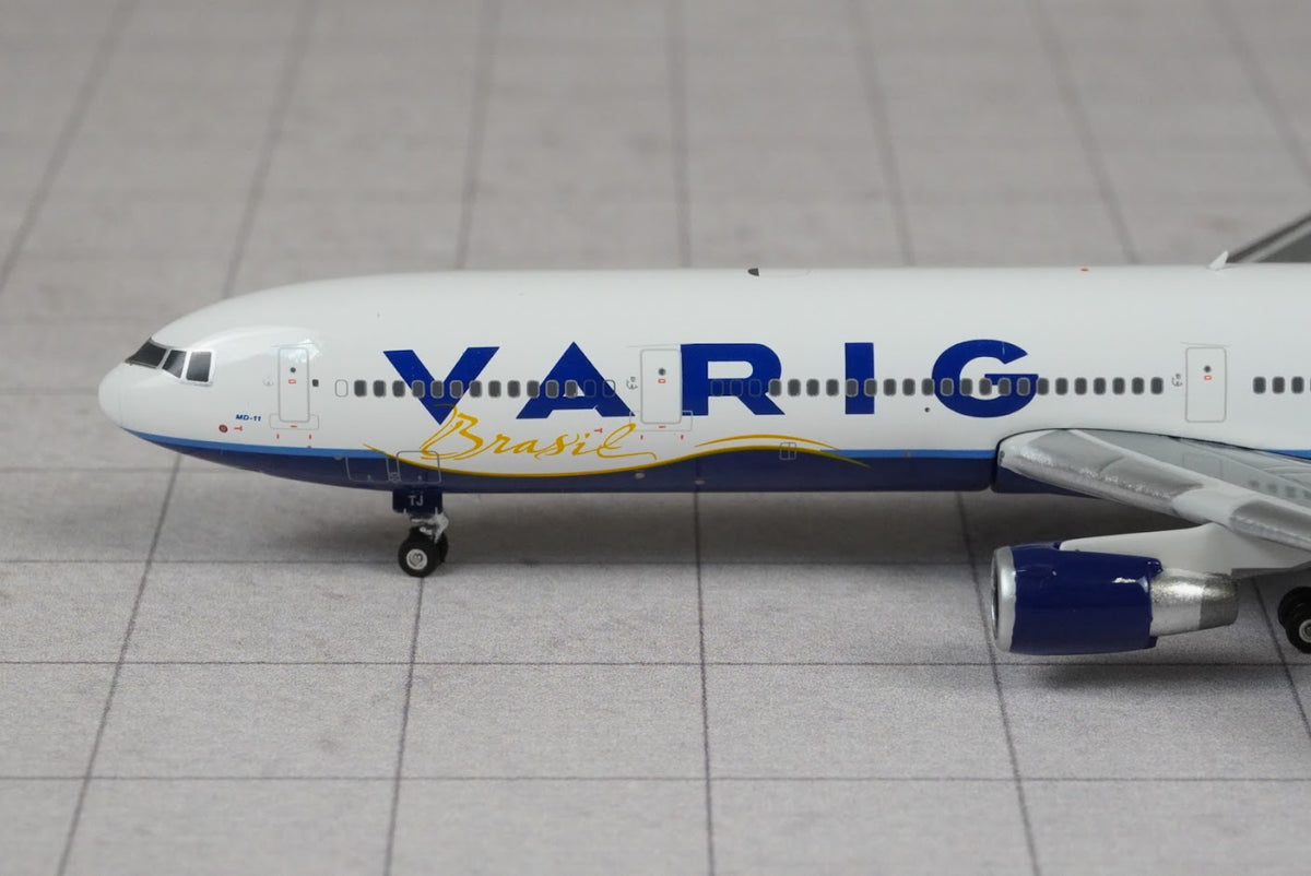 Phoenix Models 1:400 Varig McDonnell Douglas MD-11 PP-VTJ 12092